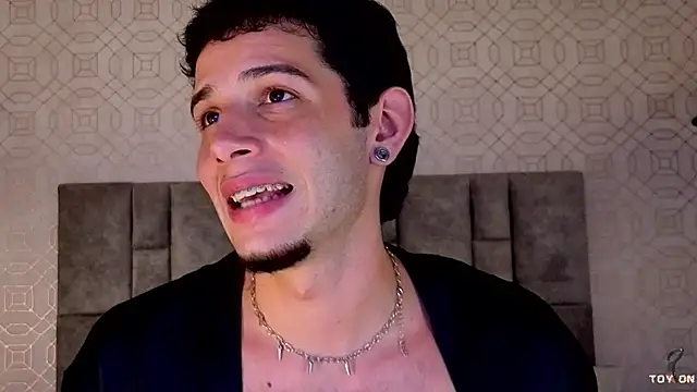 isaacblaze_ Obrolan Langsung XXX