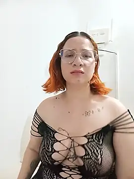แชท XXX สดของ Curves_Nina
