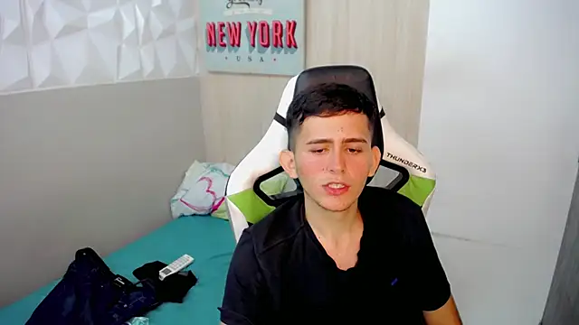 JaxBlue_ Live XXX-Chat