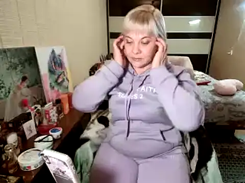 Lia_Laguna77 Adlı Modelin Canlı XXX Sohbeti