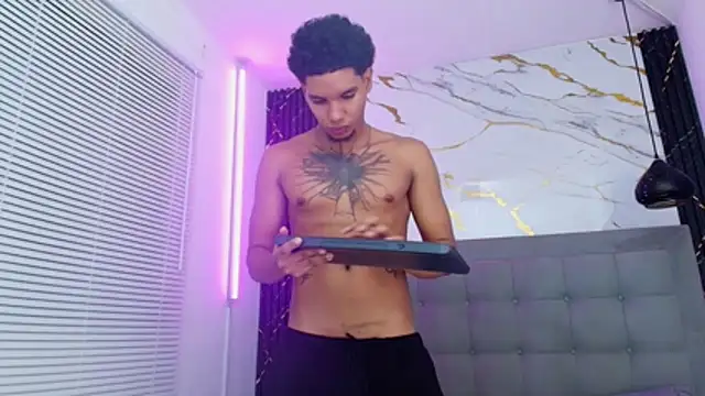 Chat XXX en directo de kai_storm77