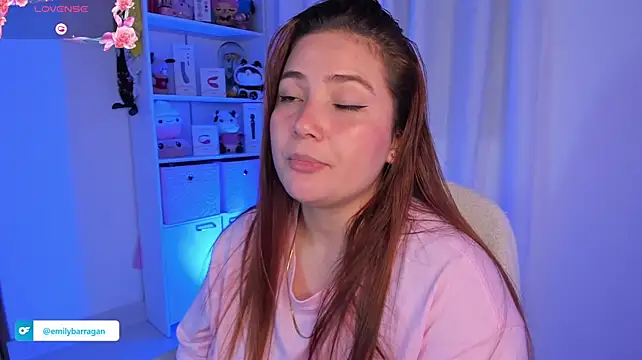EmilyBarragan_'s Live XXX Chat