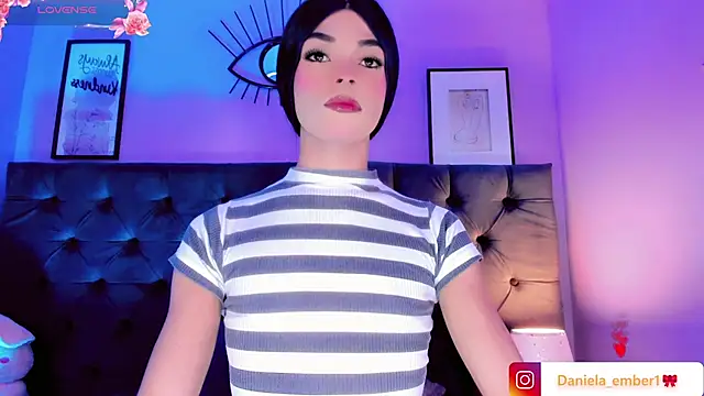 צ'אט XXX בשידור חי של Amira_Ember