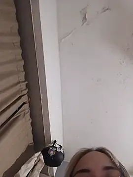 venusfox8 Live XXX Chat