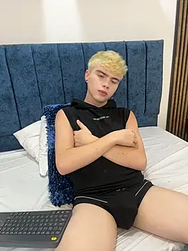 Ian_Stone live XXX chat