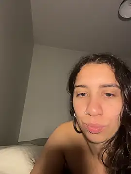 Chat +18 de Souphicherry ao vivo