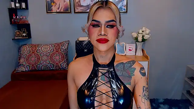 StellaStrong30's Live XXX Chat