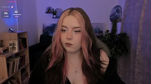 CoraMiel Live XXX-chat