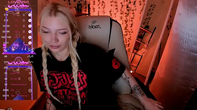 AnyaTaylor_ élő XXX-chatje