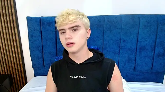 Ian_Stone Chat XXX in diretta