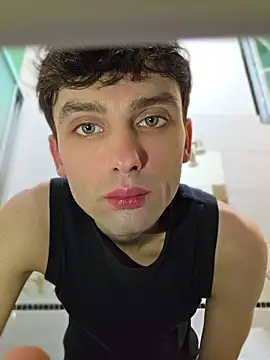 Онлайн чат XXX Yankinggg