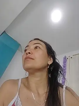 XXX chat uživo modela LuluDream