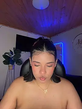 XXX chat uživo modela Isabella_boobd
