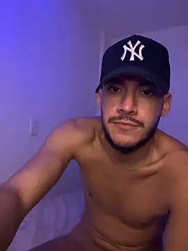 Maxi_leon19 Live XXX Chat