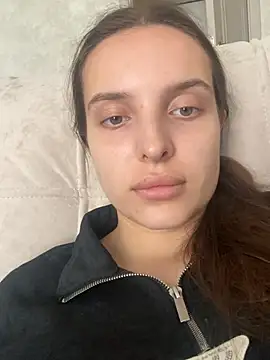 Kelley_Cheri Adlı Modelin Canlı XXX Sohbeti