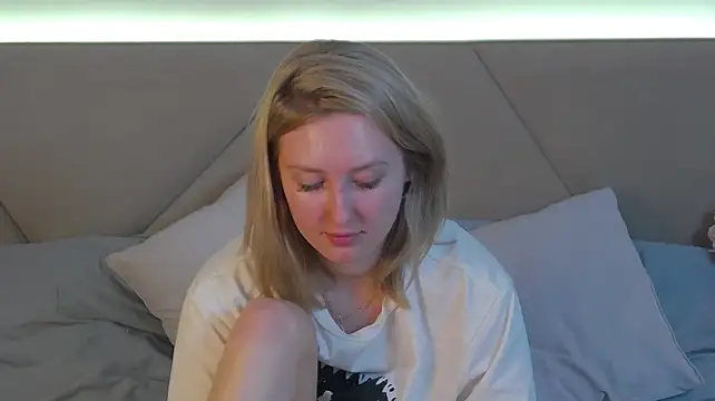 צ'אט XXX בשידור חי של MarianeSun