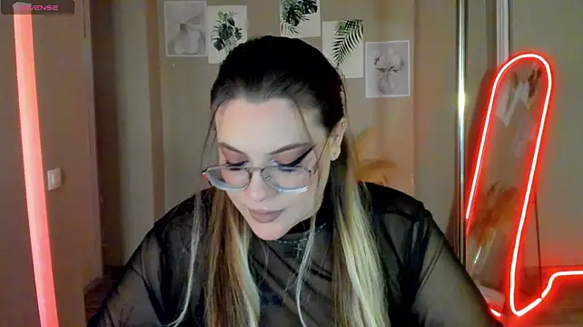 Živý XXX chat MiraTorson