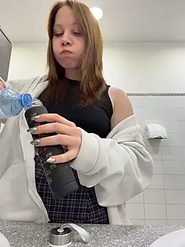 SlavicCandy Live XXX-Chat
