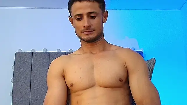 Adonys_Lewis_ Live XXX Chat