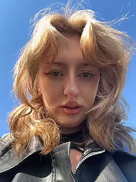 RonnieKiss 现场XXX聊天