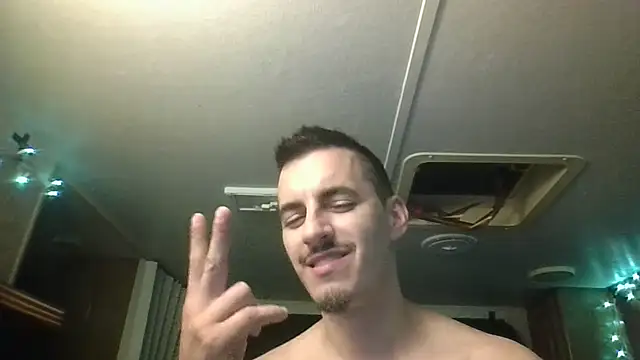 luverrboyy XXX ча т на живо