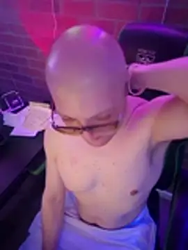 chronic_vibez's Live XXX Chat