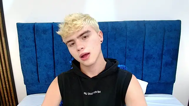 Ian_Stone XXX чат на живо