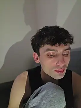 Онлайн чат XXX Yankinggg