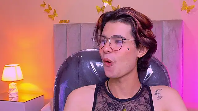 Derek_Sinn's Live XXX Chat
