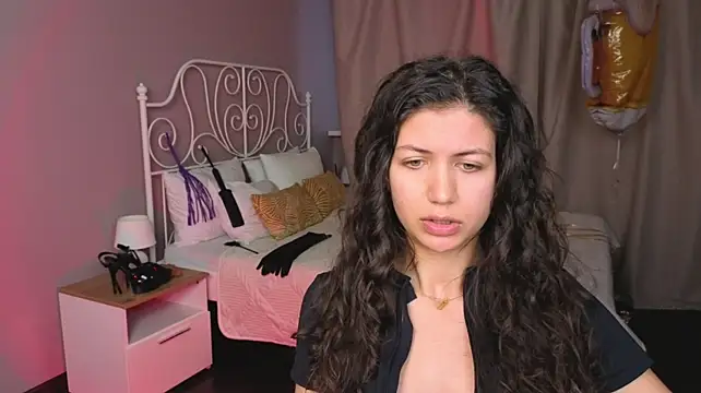 Živý XXX chat NoelPerfect