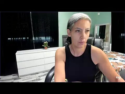 Živý XXX chat LexxxyDiamond
