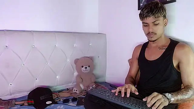 Chat XXX ao vivo de Angel_foxc13