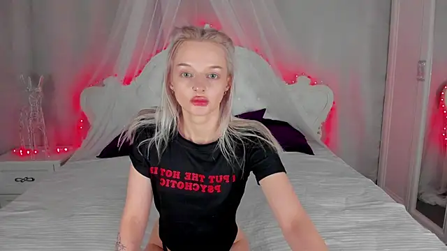 AlessaKiss 现场XXX聊天