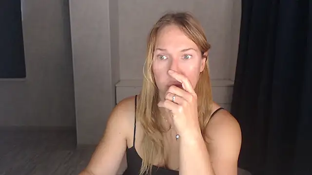 XXX chat uživo modela Magic_Mary_ass
