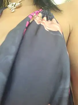Chatroom XXX en direct de misscectito13