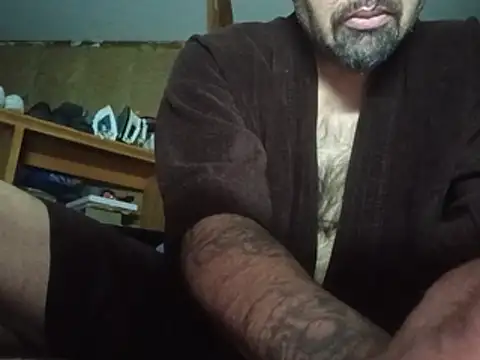 Chatroom XXX en direct de DickNasty6908