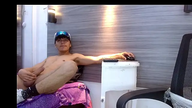 Živý XXX chat DanteSeth