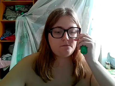 DesireMelissa élő XXX-chatje