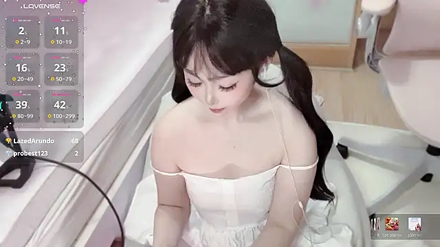 Peach-20 现场XXX聊天