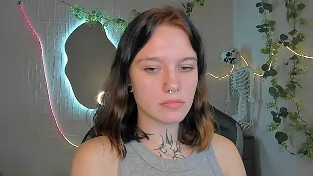 Elastikisss' Live XXX Chat