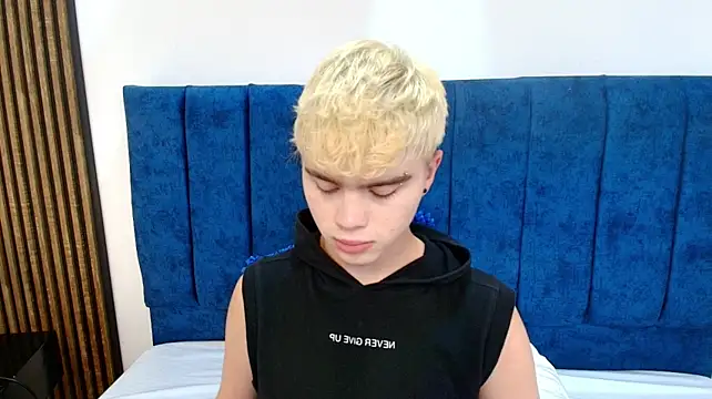 Ian_Stone Live XXX-chat