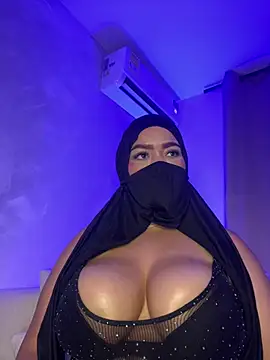 thaira_aly – Live XXX-chat