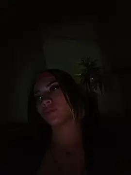 XXX chat uživo modela MariaMonttclair