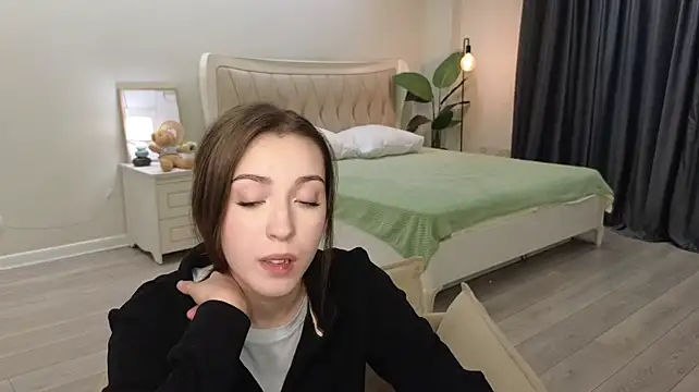 BreanneBerteotti Chat XXX live