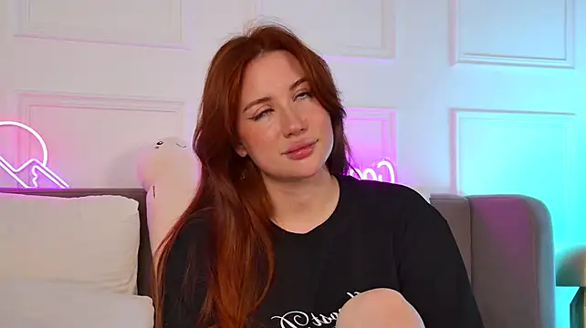 MeganStrane Adlı Modelin Canlı XXX Sohbeti