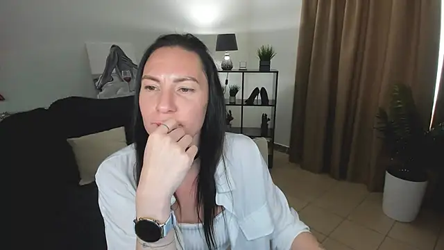 IngaRain's Live XXX Chat