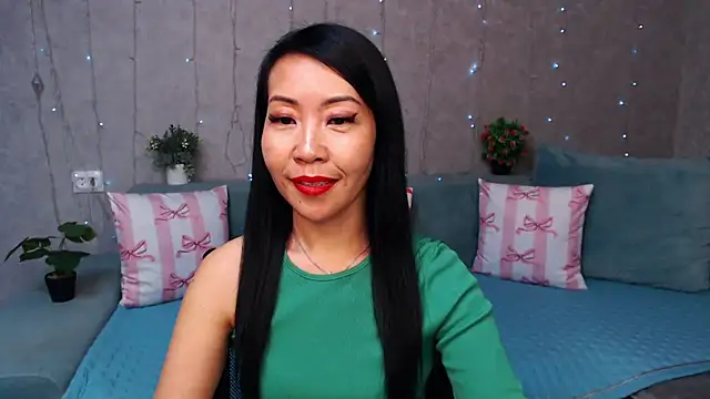 LiaPak Chat XXX in diretta