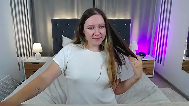 AliceBrook_'s Live XXX Chat