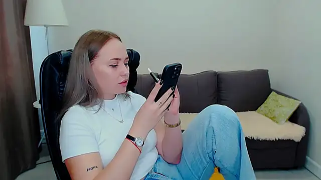 LiluMoon__ – Live XXX-chat