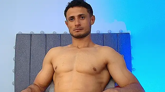 Chatroom XXX en direct de Adonys_Lewis_